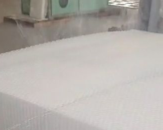 PP蜂窩板生產(chǎn)線視頻